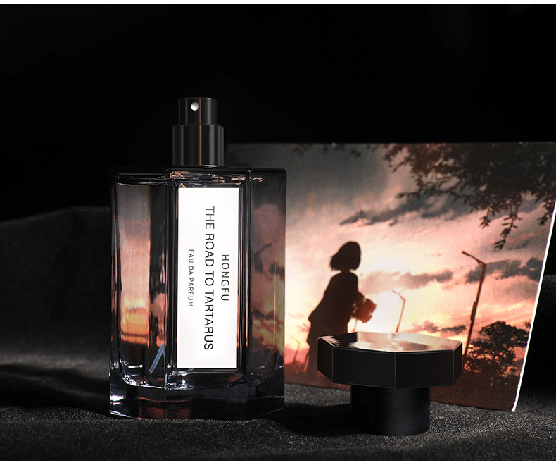 Cyber Red Road to Hell Parfüm für Männer und Frauen. Anhaltender leichter Duft, neutraler und Minderheitenholzgeschmack, 100 ml_voghion.com