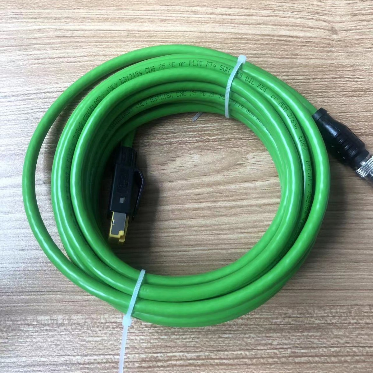 同款倍加福连接线V1SD-G-2M-PVC-ABG-V45-G 现货 2米线