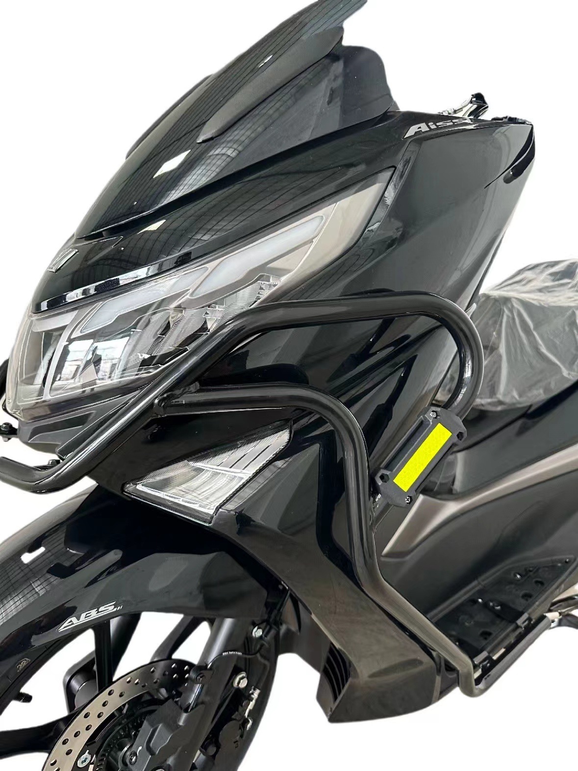 Factory Export Export Product: Haojue Uhr150 Scooter Hj150T Bumper Front Guard Bar Anti-Carbon Steel