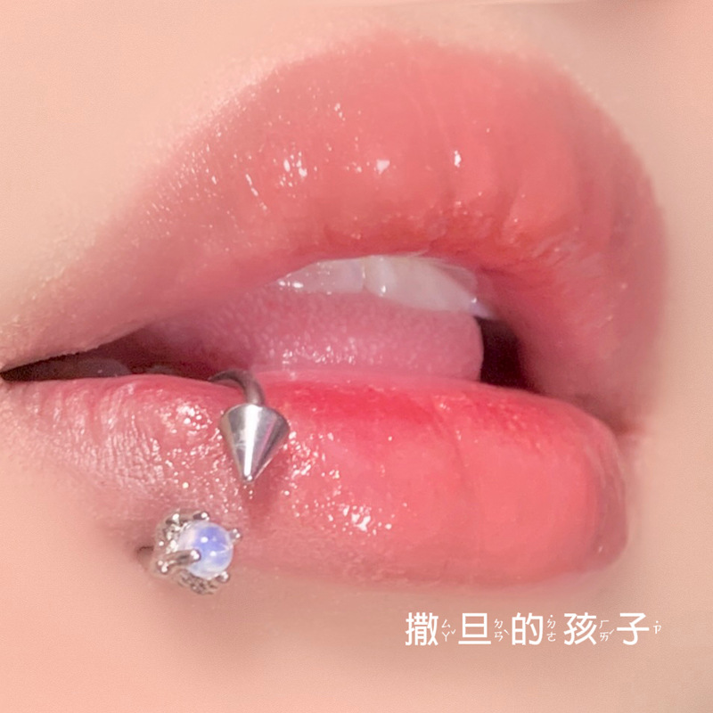 Pointed labret stud close-up product detail