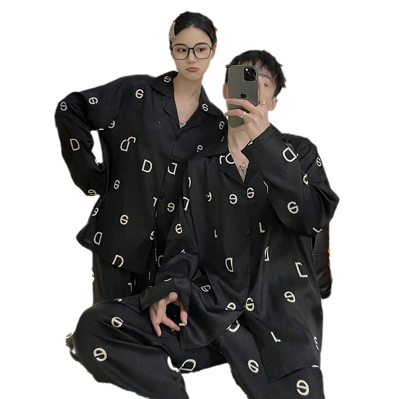 Pareja pijamas de mujer primavera y otoño seda de hielo manga larga hombres delgados Jacquard más tamaño traje de desgaste de seda real