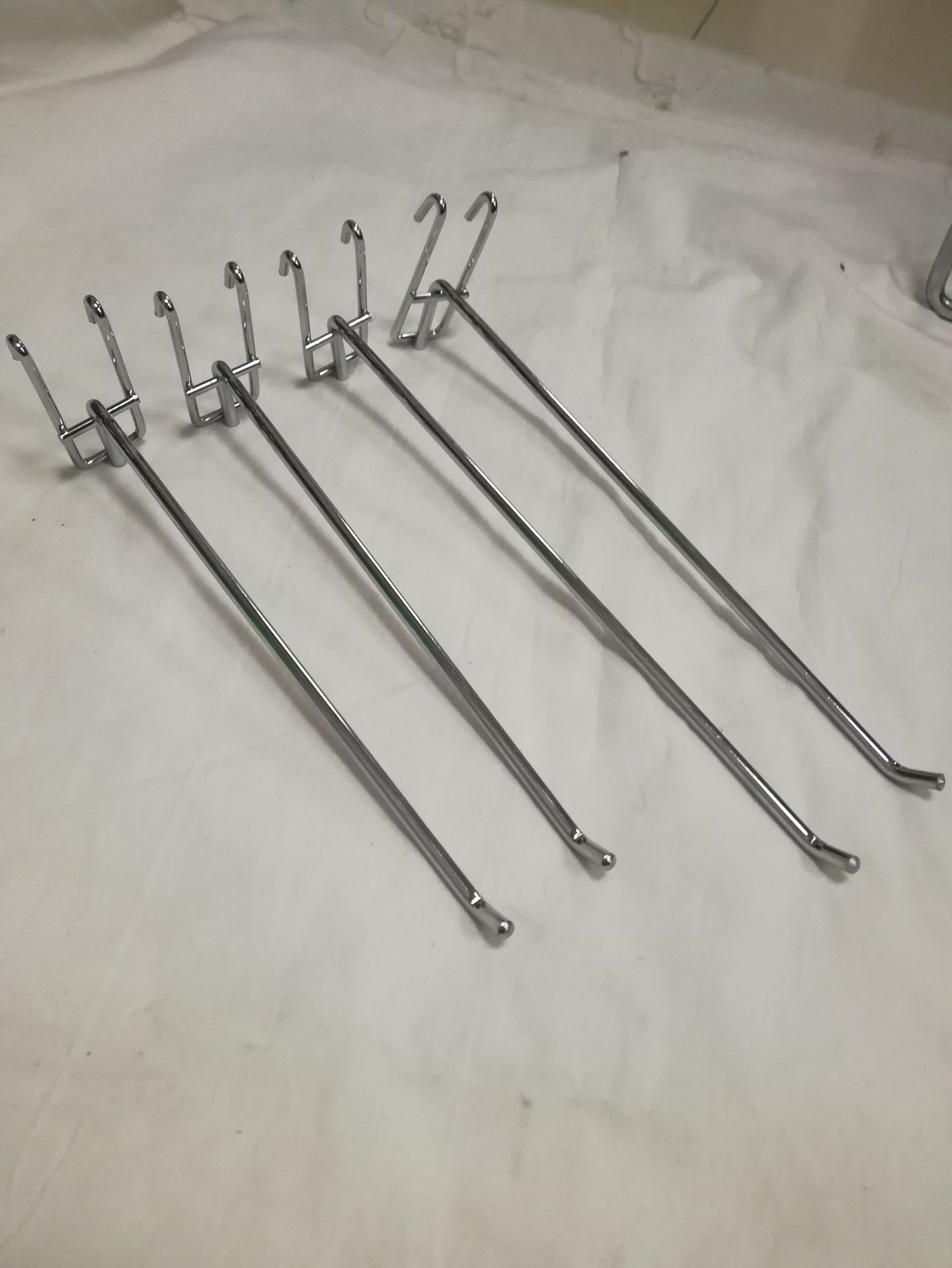 Foshan estante fábrica lote directo 5,0 alambre estante de metal gancho supermercado galvanoplastia estante gancho de red gancho de supermercado