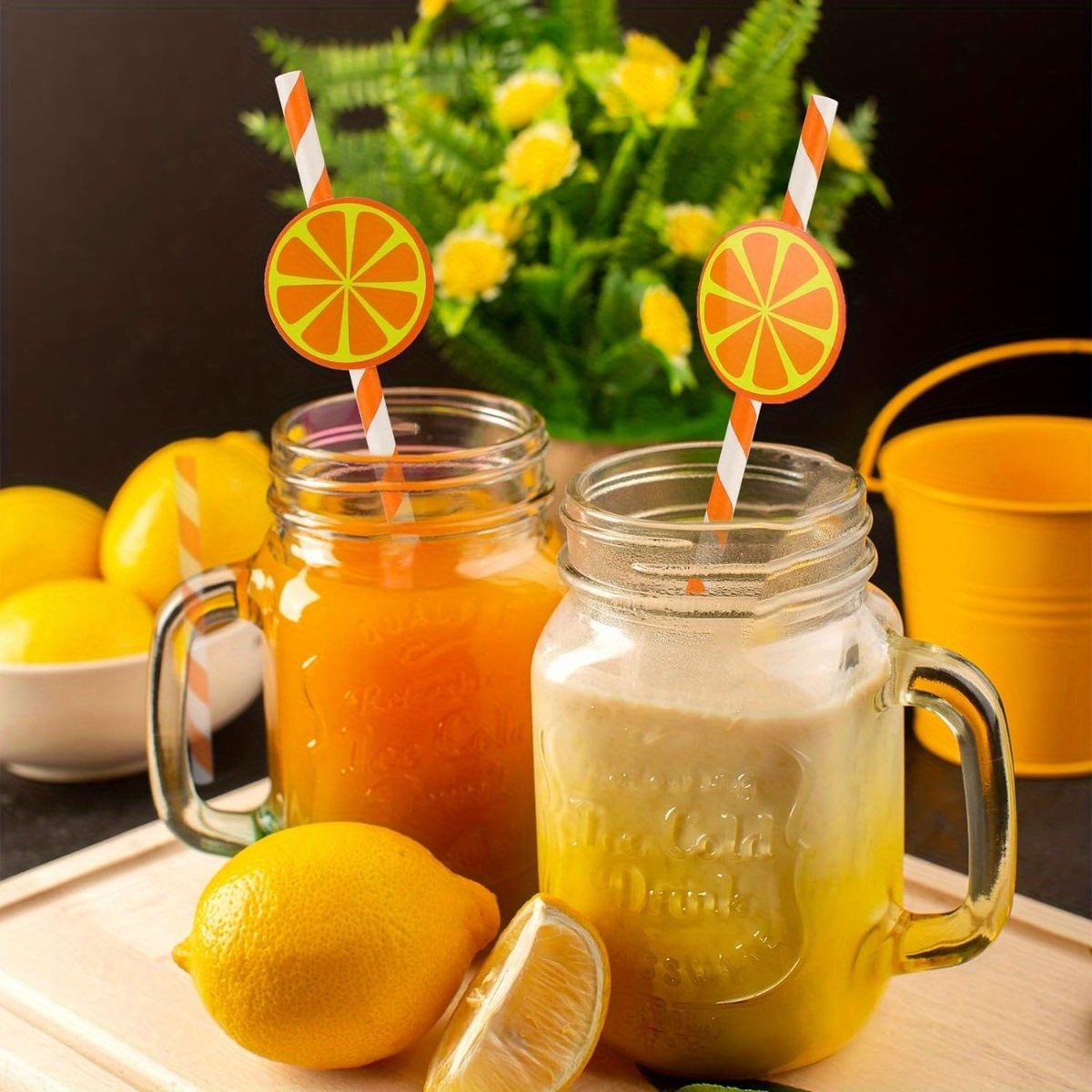 Fábrica en stock al por mayor fiesta creativa paja decoración serie de frutas con tarjeta naranja paja de papel creativo