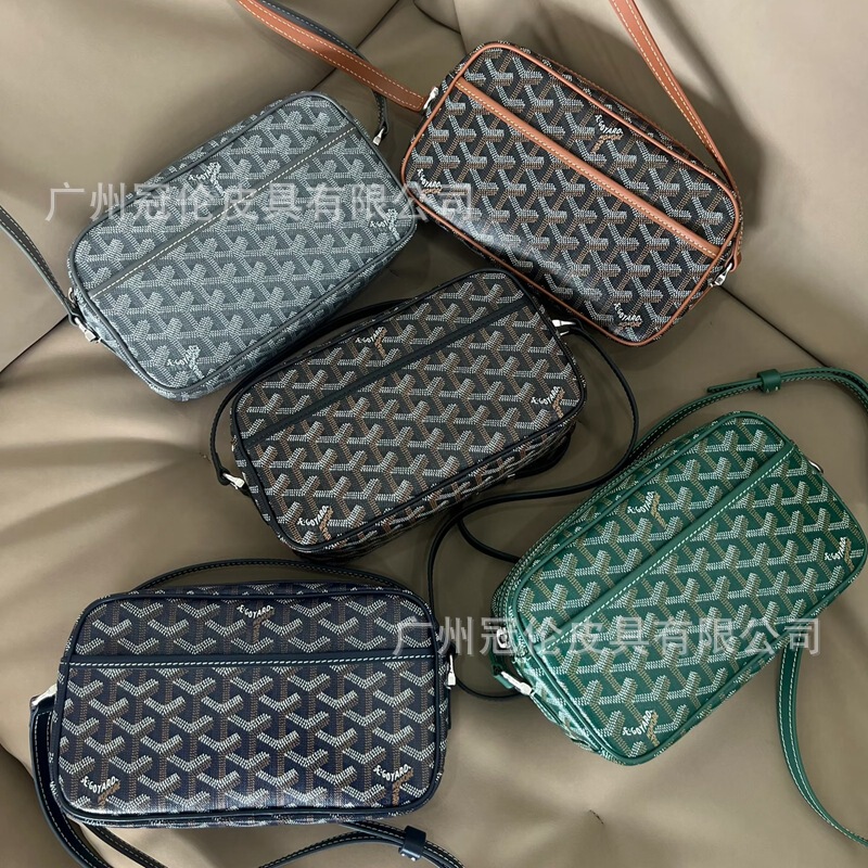 Goyard 2026 New Fashion Versatile Commuter Shoulder Crossbody Simple Large Capacity Square Camera Bag for Women Goyard 2026 New Fashion Versatile Commuter Shoulder Crossbody Simple Large Capacity Square Camera Bag for Women