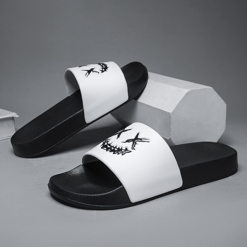 Estilo de moda de verano, todo fósforo, cara sonriente, chanclas de una palabra, estilo de pareja, ropa exterior de gran tamaño, suela suave, zapatillas antideslizantes, resistentes al desgaste y transpirables