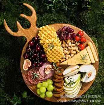 Деревянная рога разделочная доска Рождественская закуска Хлебная закуска поднос с закусками Мультфильм Лось приготовленный сыр разделочная доска