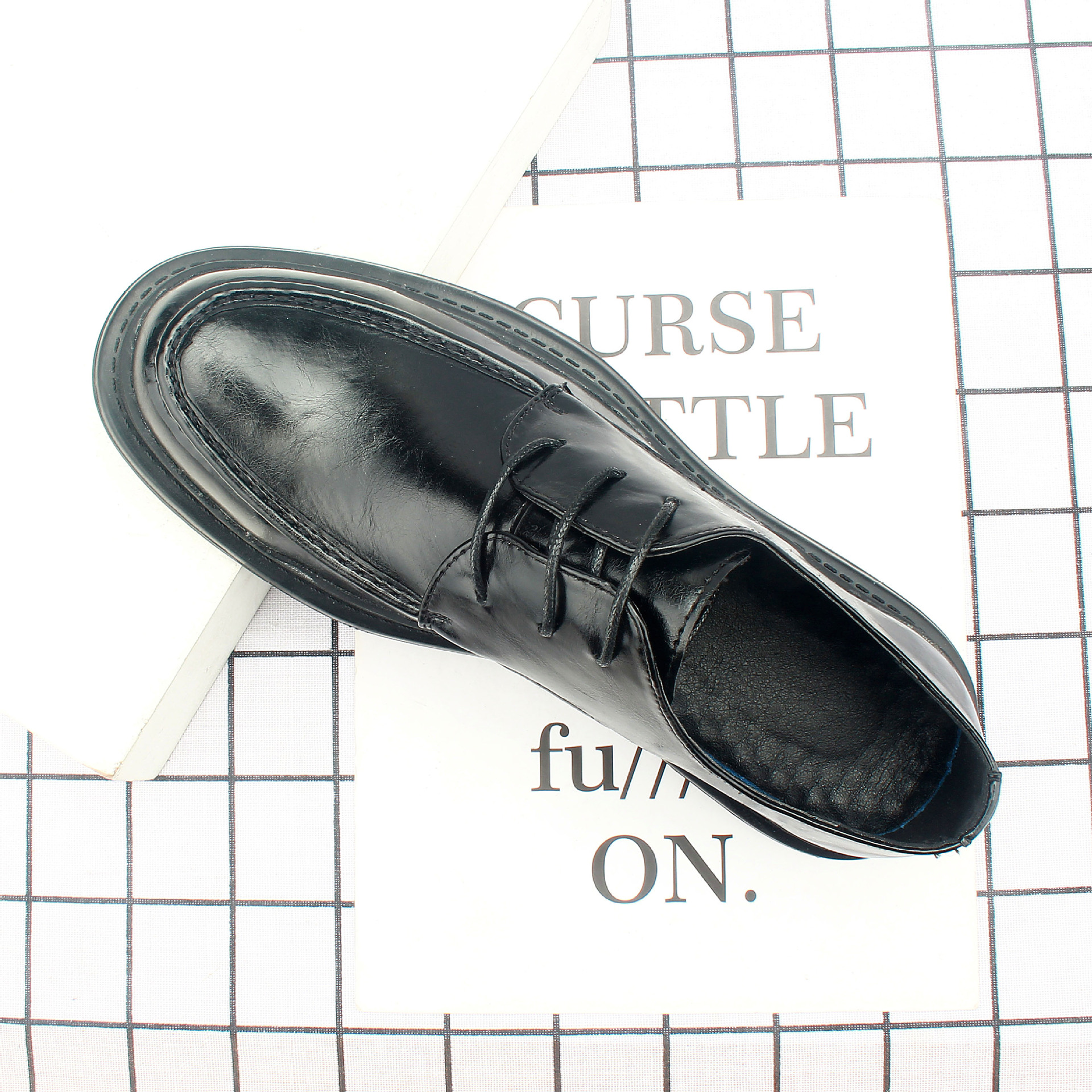 2022�����¿���ָ�Ь�����ۺ����ƤЬһ�ŵ�����Ь359