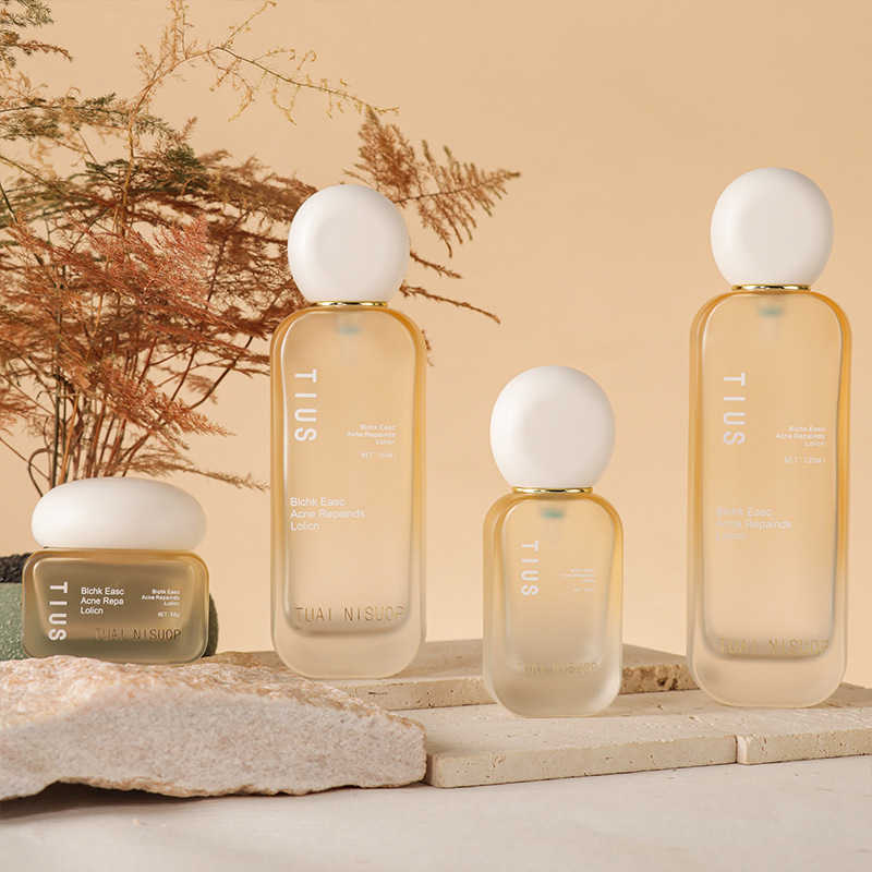 高档护肤品玻璃瓶水乳液精华瓶喷雾瓶50g膏霜瓶磨砂透黄扁瓶包材