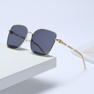 New Trendy Korean Style Hollow Metal Frame Personalized European and American Fashion Sunglasses Instagram Style Chain Leg Street Shot Sunglasses