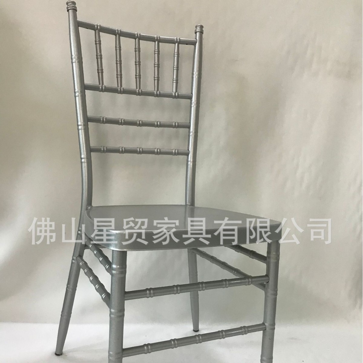 Foshan Xingmao fábrica al por mayor de 7 polos de bambú de oro Silla de césped boda de bambú Silla de hotel garantía de calidad