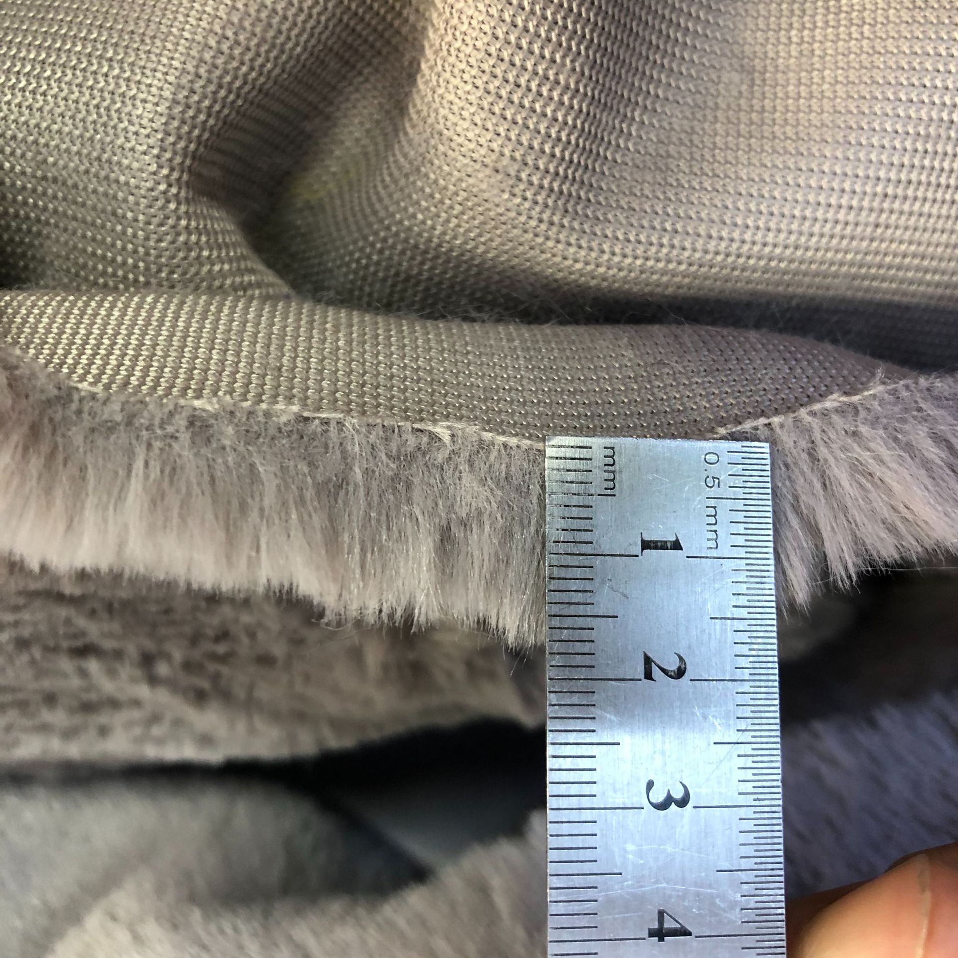 Conejo chino en stock 15cm imitación de conejo grosor conejo suave ropa juguetes zapatos tela de peluche
