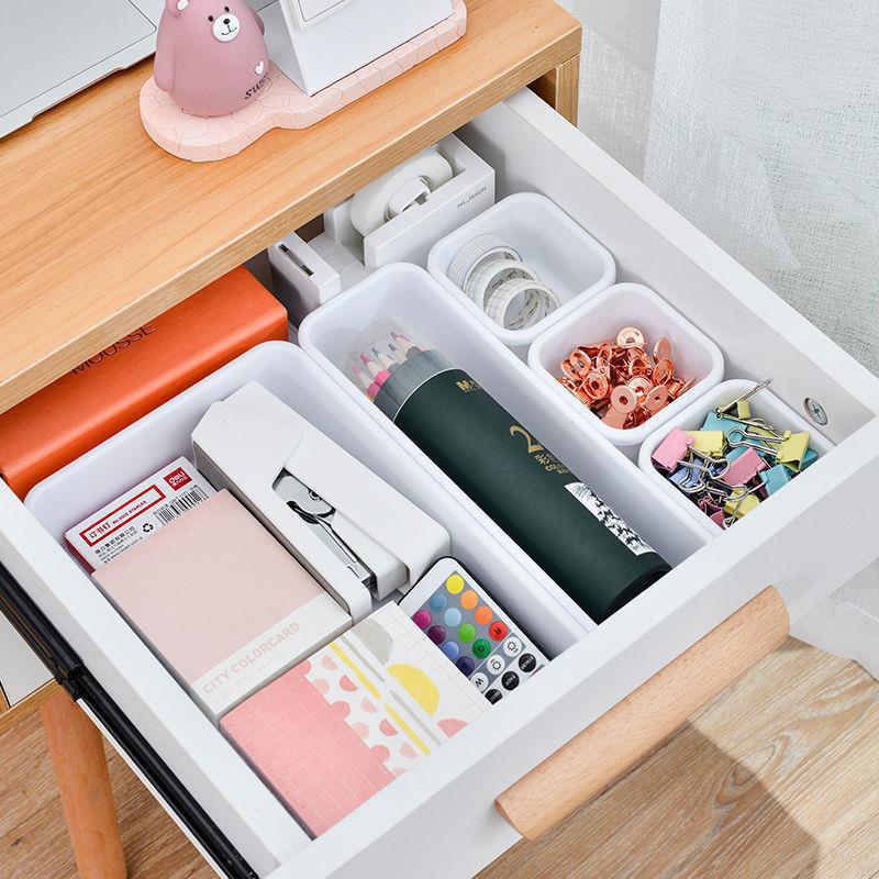 Caja de almacenamiento de 8 piezas Caja de almacenamiento de plástico de ocho cuadrículas de estilo japonés para el hogar