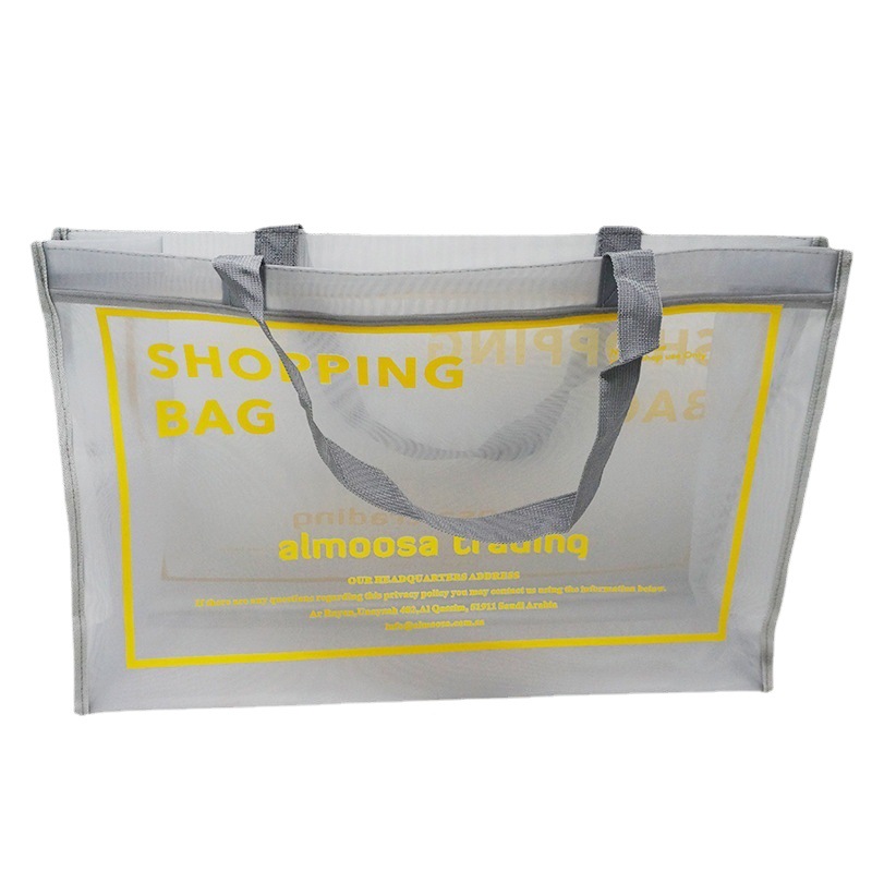 Capacious nylon shopping bag