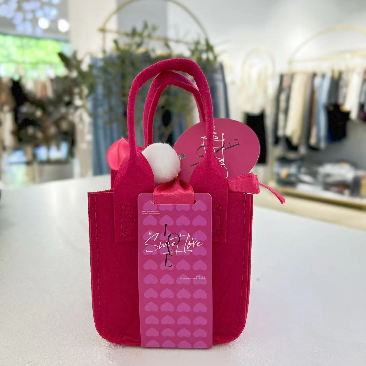Felt Wedding Candy Bag 2024 New Wedding Accompanying Gift Felt Bag Folding-free Advanced Candy Box Wedding Candy Bag