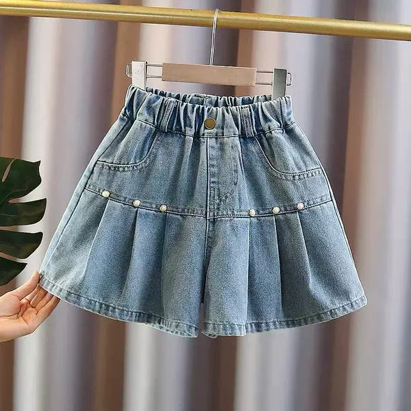 Light blue six pearl culottes