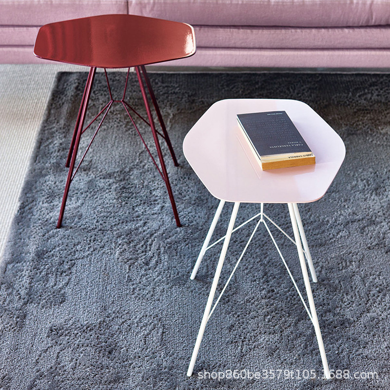 Heart-building furniture | Simple modern cream decoration wind spot pick-up sofa small side a few small inventory cleaning
