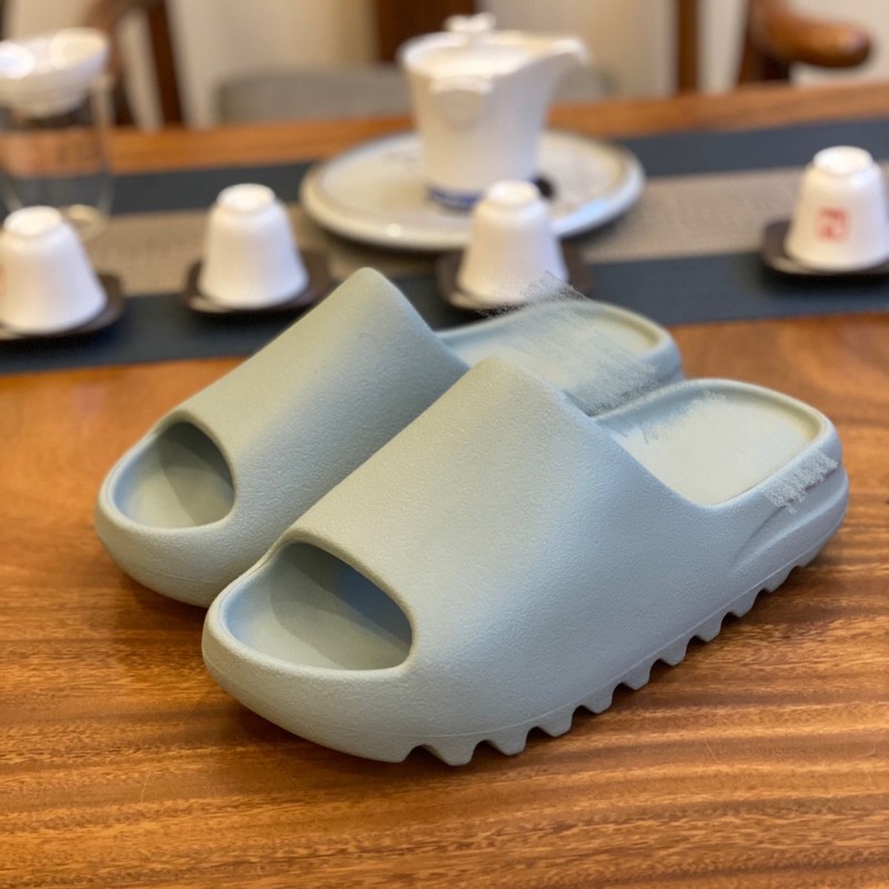 莆田纯原品质yeezy椰子拖鞋正确版踩屎感GT版本钢印防滑家居拖|undefined