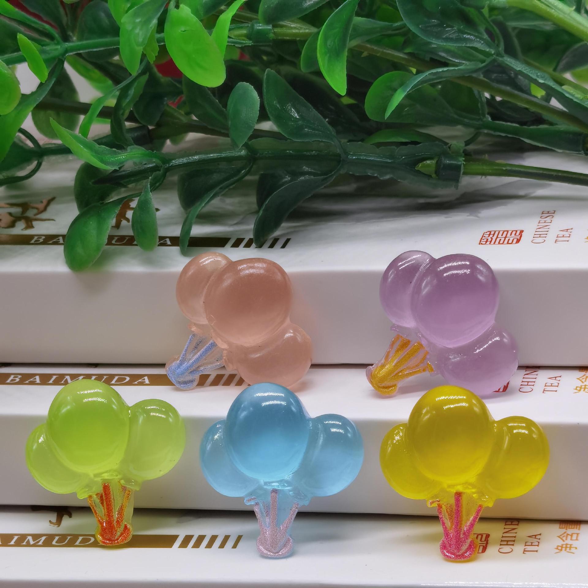 DIY (balloon glow-in-the-dark style) 3D resin plastic accessories handmade decorations handmade phone cases free shipping on orders over amount