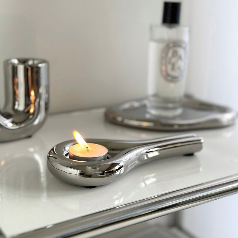 Ornamento de mesa de cerámica plateada francesa atmósfera doméstica escritorio modelo sala de estar dormitorio decoración lujosa ligera