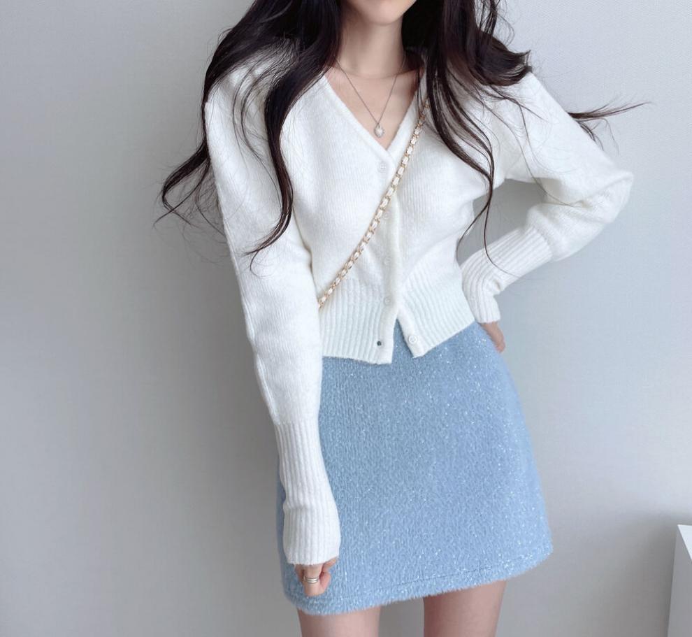 Giacca cardigan lavorata a maglia con scollo a V in stile coreano da donna autunno e inverno con temperamento tinta unita versatile top maglione corto sottile a maniche lunghe_voghion.com