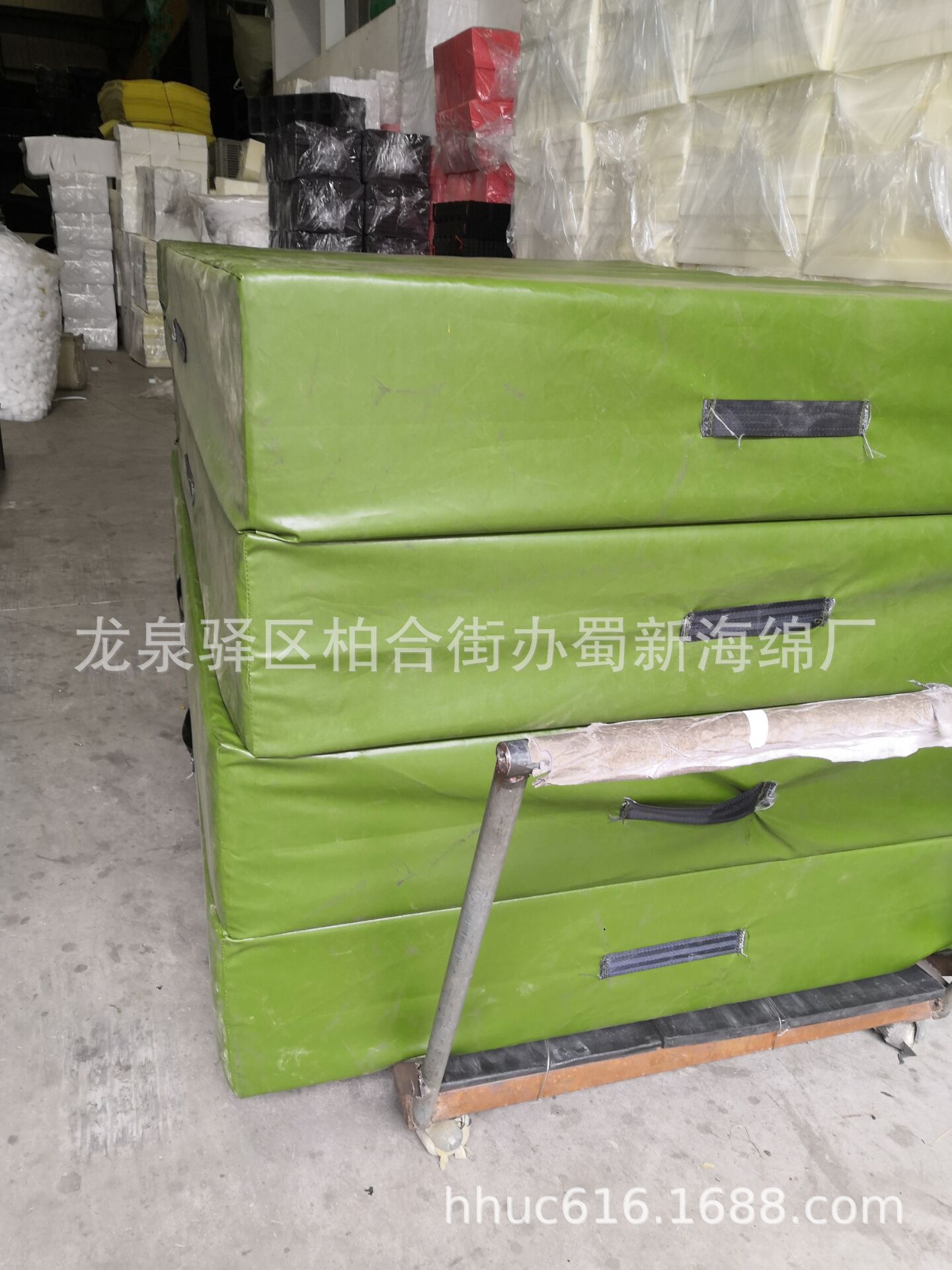 供应蹦床防摔PU海绵垫/仰卧起坐高弹海绵垫/跆拳道防护海绵垫