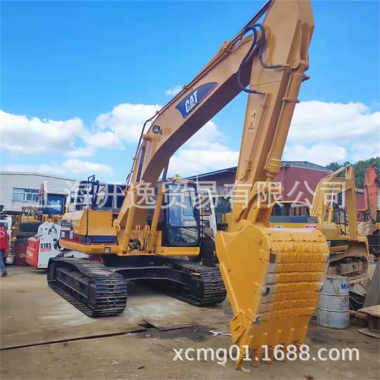 厂家低价格出售九成新卡特320BL,325BL小松、日立挖机 可海外贸易