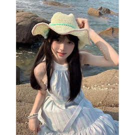 森系甜美系带挂脖格纹连衣裙女宽松显瘦圆领无袖过膝A字长裙