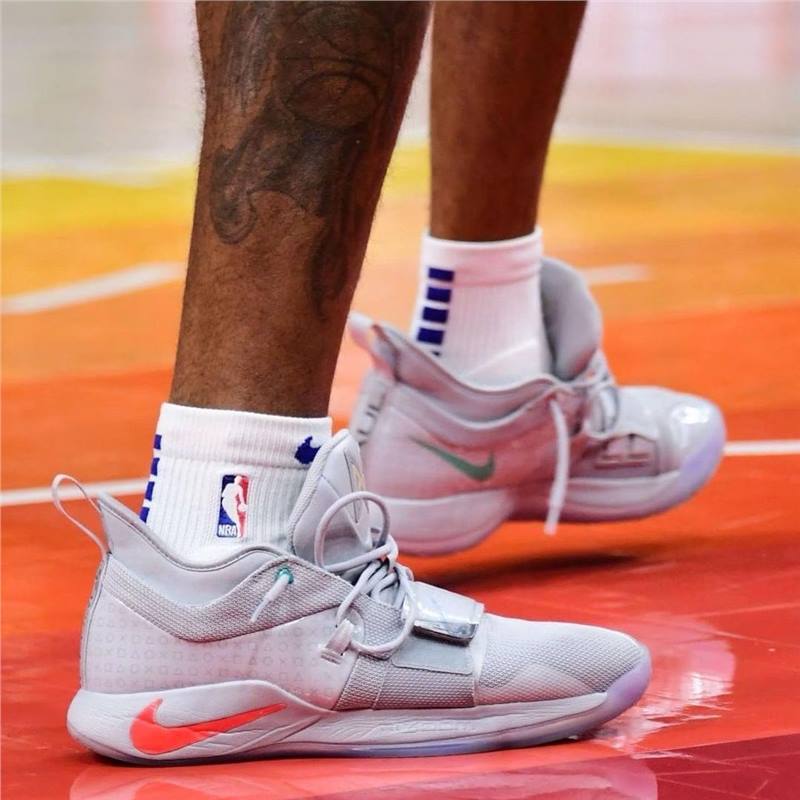 PG2 Paul George PG2.5 basketball shoes, PG2.5 performance shoes with shock absorption and wear resistance, unisex sports shoes, Paul George sneakers PG2 Paul George PG2.5 basketball shoes, PG2.5 performance shoes with shock absorption and wear resistance, unisex sports shoes, Paul George sneakers