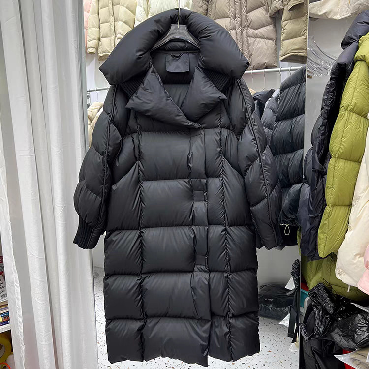 特价宽松泡芙捡漏清仓羽绒服女长款加厚撤柜正品反季鹅绒冬季外套