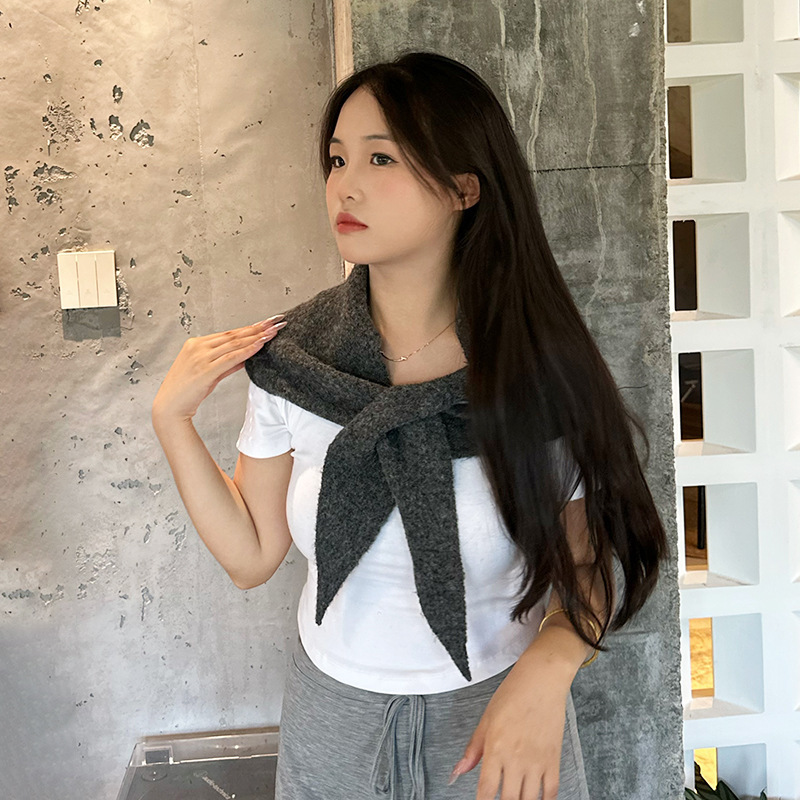 三角巾围巾含羊毛披肩斗篷秋冬女外搭高级感披肩毯保暖小坎肩披风|undefined
