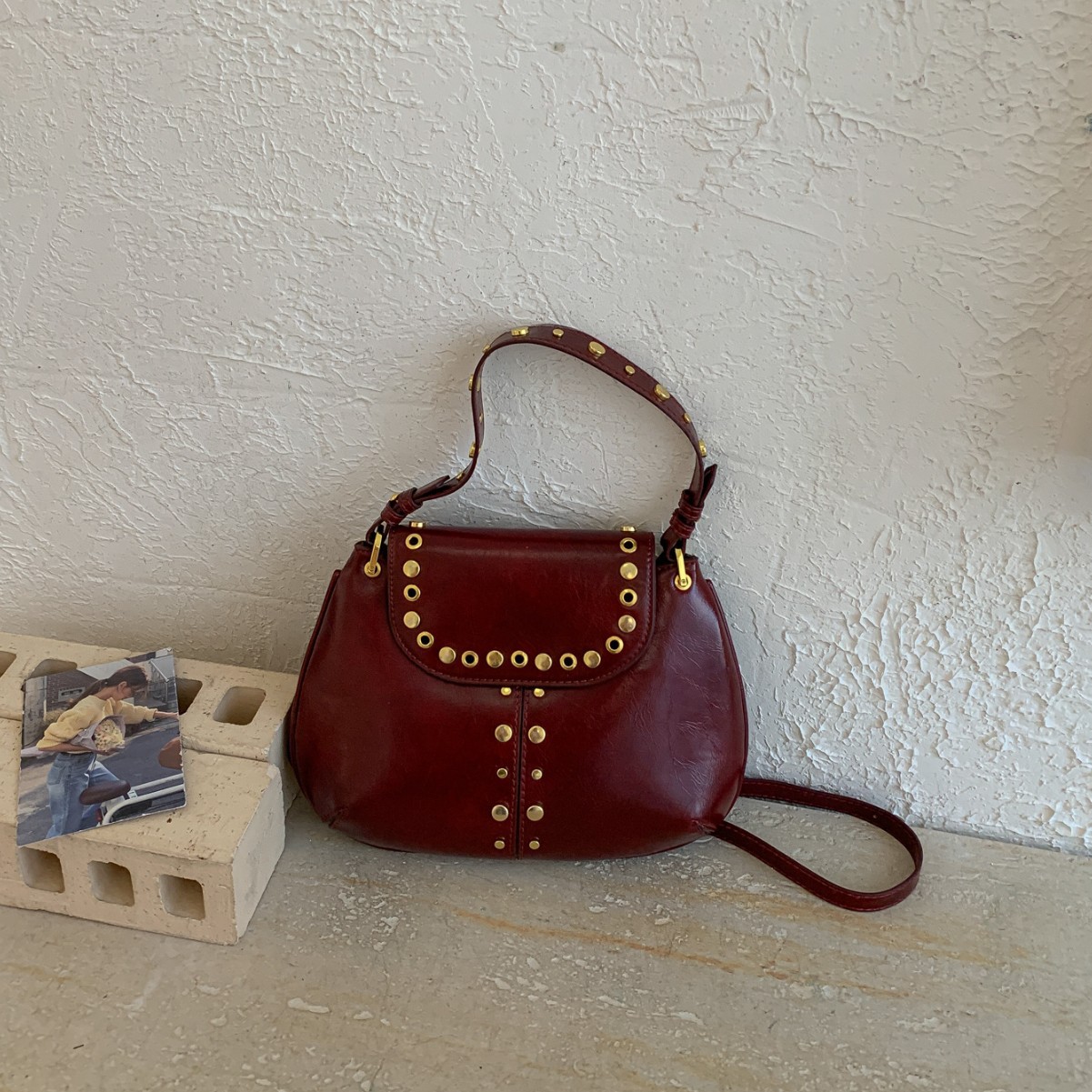 Elegante retro francés bolso de remaches estilo punk diario estilo callejero bolsa de silla de moda viaje mochila de hombro