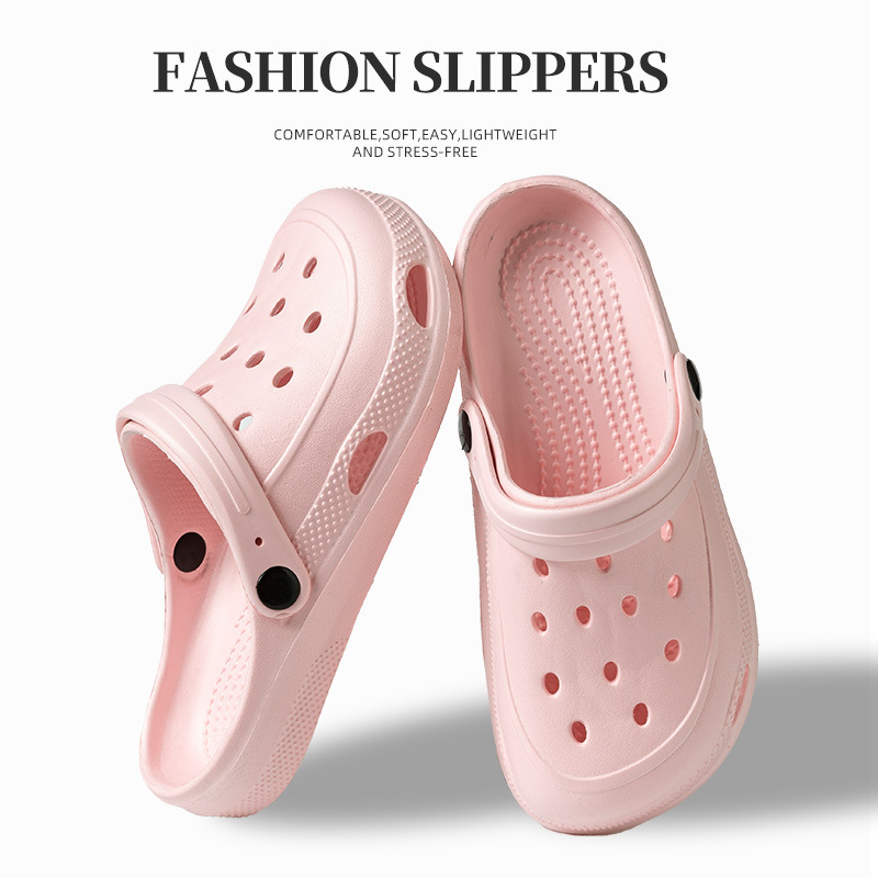 Dongdong shoes mujeres con zapatillas fuera, zapatillas para el hogar de verano mujeres parejas Eva zapatillas para hombres zapatillas sandalias para mujeres al por mayor