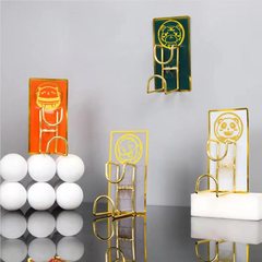 Household wall-mounted light luxury washbasin rack toilet hanging basin bathroom punch-free washbasin storage rack hook seamless sticky hook