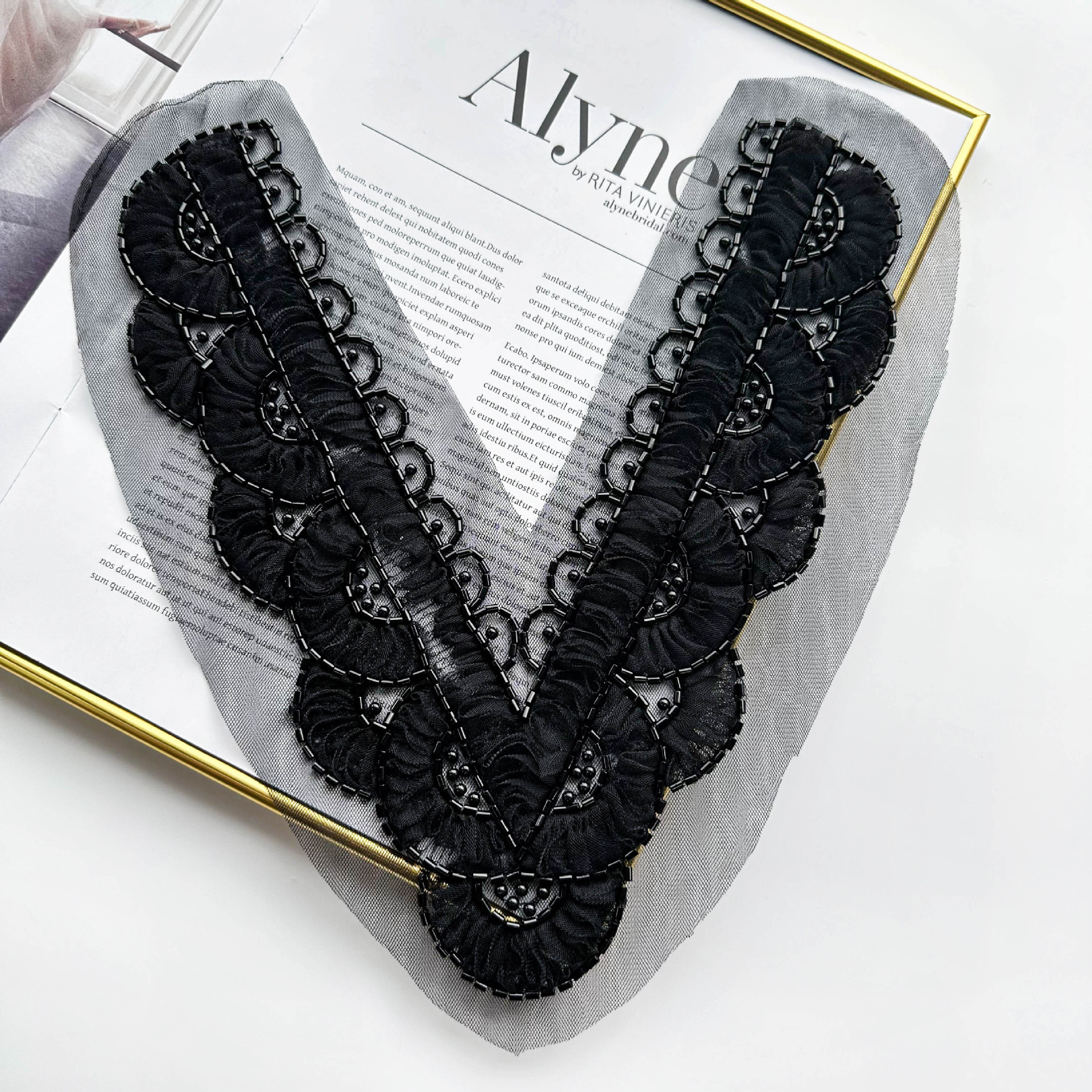 Perlas de tubo hechas a mano negro y blanco hilo de malla de encaje flor de cuello V DIY vestido de mujer camisa de cabina accesorios de encaje image 4