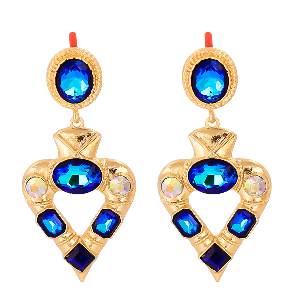 Fashion Diamond-studded Geometric Heart-shaped Earrings display picture 3