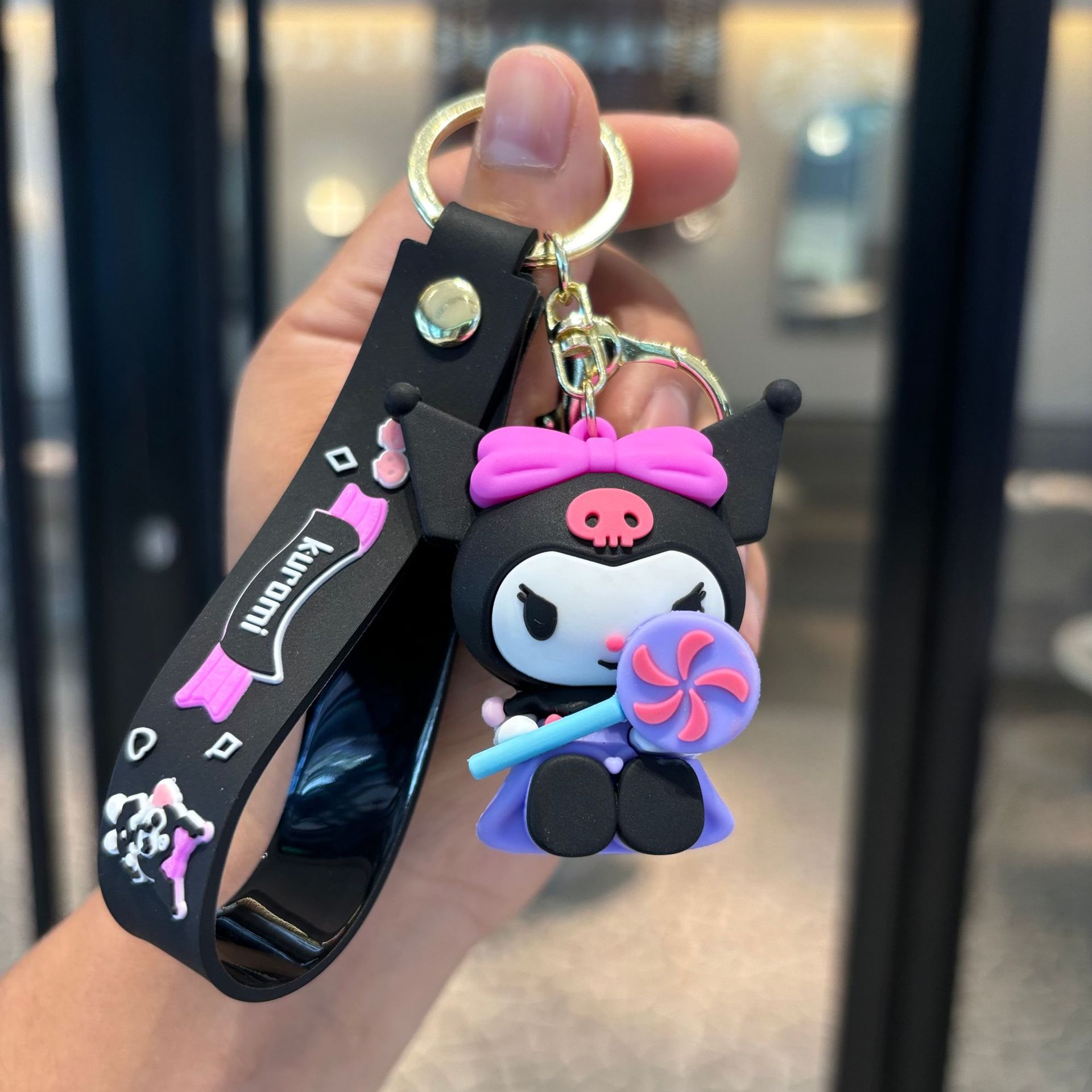 Sanlio colgante de llaver pareja encantadora Kuolomi muñeca llaverera para niños pequeños regalos llaverera