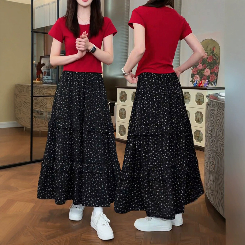 Black High-Waisted Floral Skirt for Women, Summer 2026, Thin Style, Plus Size, Flattering for Curvy Figures, Versatile A-Line Mid-Length Skirt
