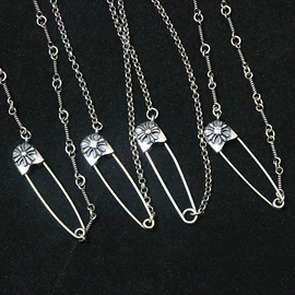 手链;戒指;项链