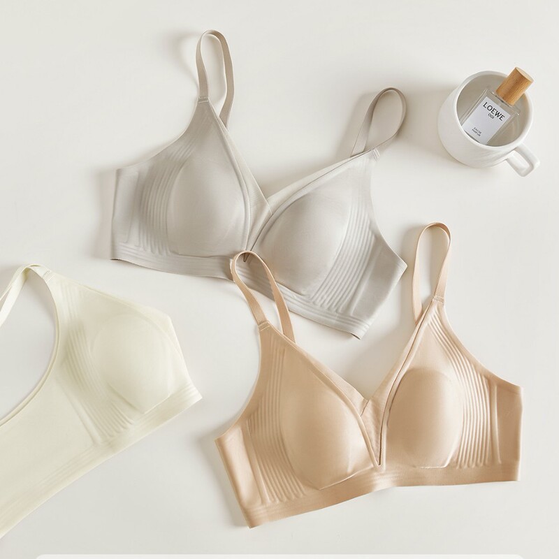 Original Deep V Ultra-thin Rabbit Ear Cup Underwear Women's Large Chest Small No Steel Ring Parammary Soft Support Original Deep V Ultra-thin Rabbit Ear Cup Underwear Women's Large Chest Small No Steel Ring Parammary Soft Support
