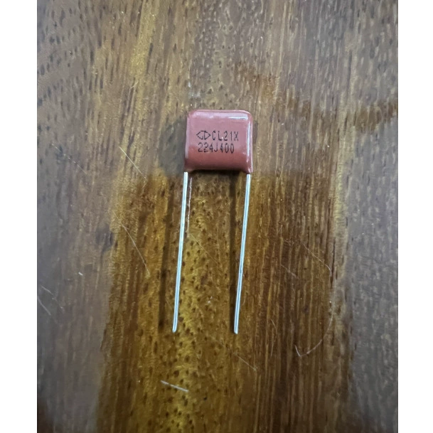 CL21 конденсатор 224 0.22 400V Ноги 10mm