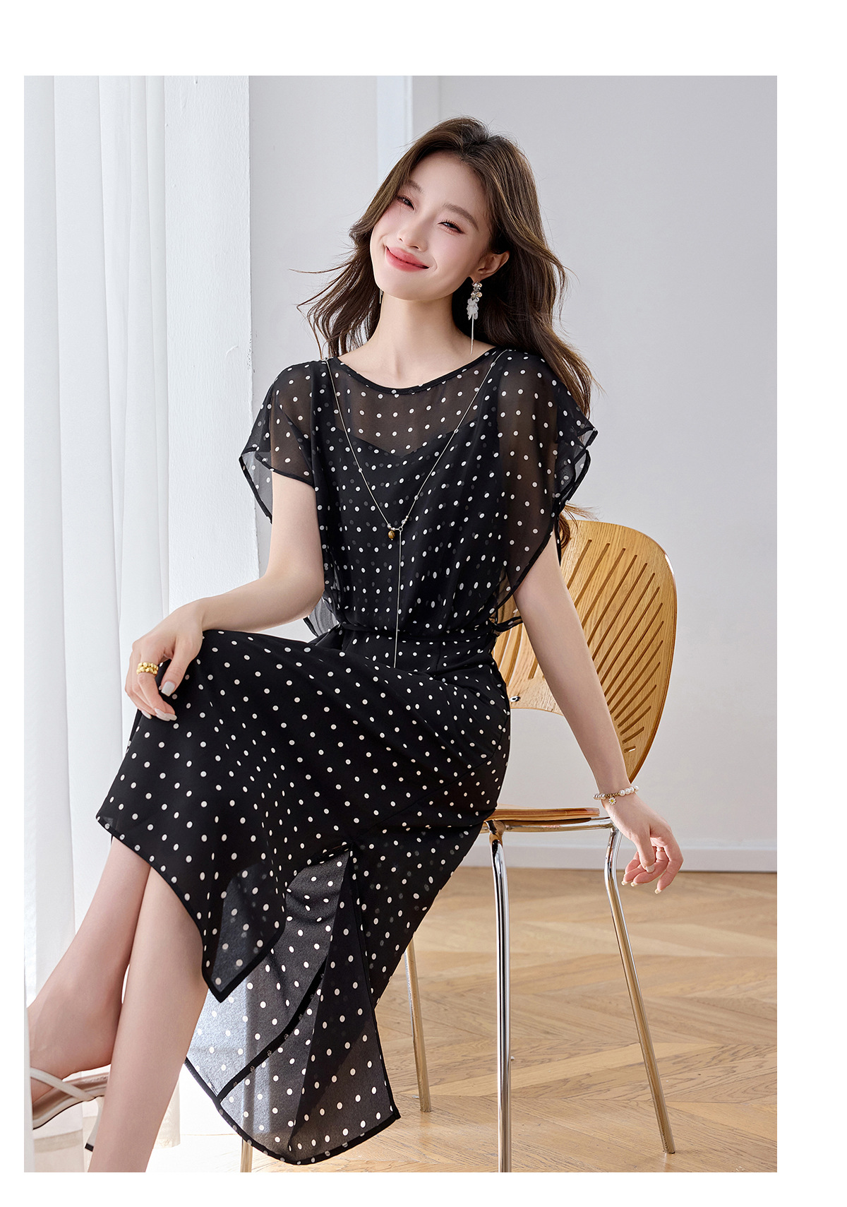 Đầm maxi nữ thắt eo thiết kế tân cổ điển cao cấp — màu đen, Chấm tròn chi tiết 14