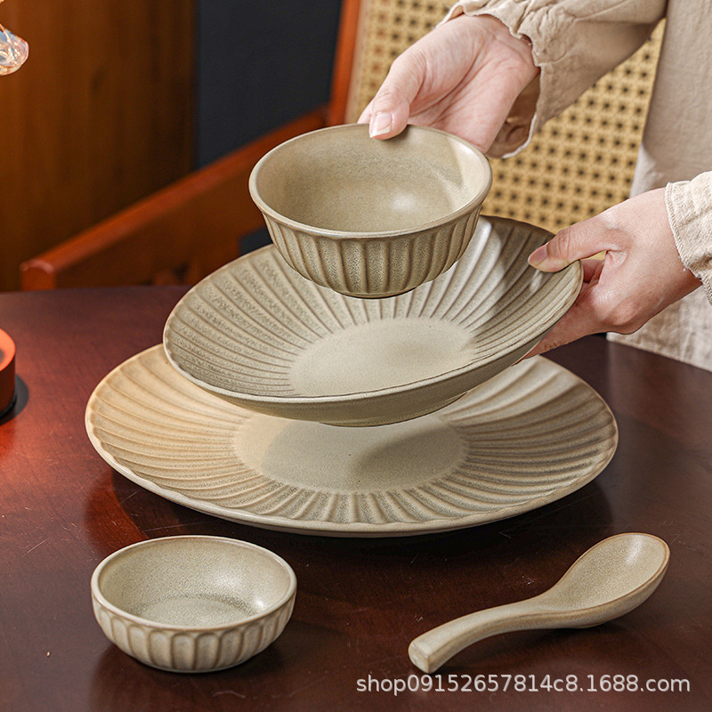 Dropshipping Japanese-Style 2025 New Kiln-Turned Ceramic Tableware Bowls and Spoons Restaurant Cup and Plate Combination High-Value Exquisite Porcelain Dropshipping Japanese-Style 2025 New Kiln-Turned Ceramic Tableware Bowls and Spoons Restaurant Cup and Plate Combination High-Value Exquisite Porcelain