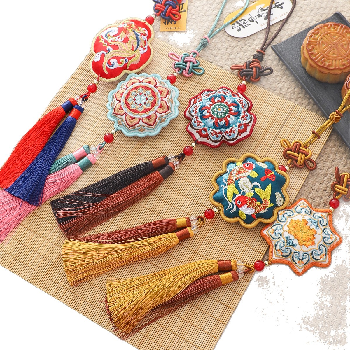 Nuevo bordado de siete colores cordier colgante de bordado decoración caja de regalo embalaje de flores DIY material de arte