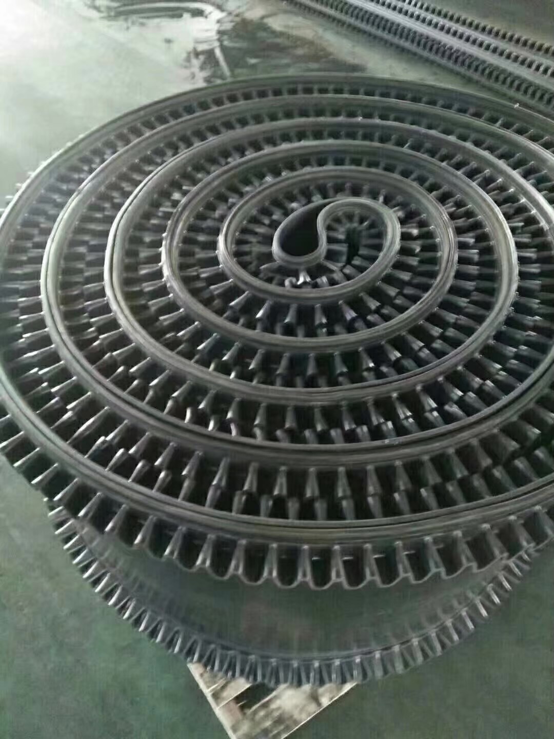 青岛橡一电子秤裙边耐温输送带尼龙聚酯厂家批发橡胶厂