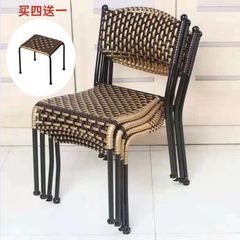 家庭用の小さい藤の椅子の背もたれの椅子の客間のベランダの家庭用のレジャーの手編みの藤の椅子の低い腰掛けの食事椅子の特価