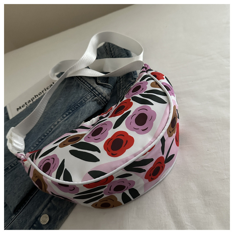 2025 Korean-style laid-back crossbody bag new versatile commuting dumpling bag, large-capacity commuting single-shoulder bag for women undefined