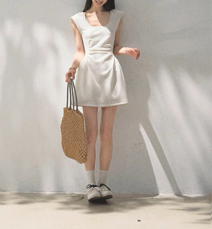 Oakmo Basic* Xiaodao's Summer Lyocell Uネック肌に優しいデイリー直角肩ウエストドレス|undefined