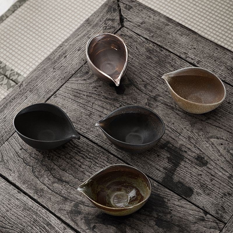 Japanese-Style Handmade Retro Large Coarse Pottery Powder Fair Cup Tea Divider with Smooth Edges
