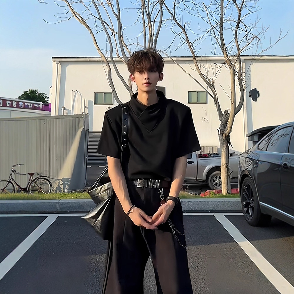 검은색
