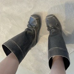 牛皮版～設計感大筒圍圓頭瑪麗珍靴設計師款流行寬鬆長筒靴女